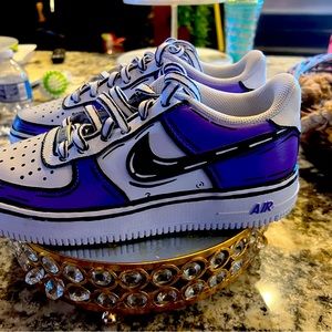 Only today $80 Custom Air Force 1 Sneakers

Hand painted